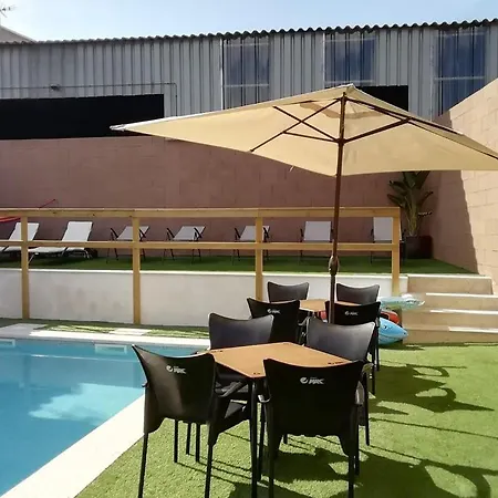 Piso Centro Y Piscina Privada A 2km * كامبادوس