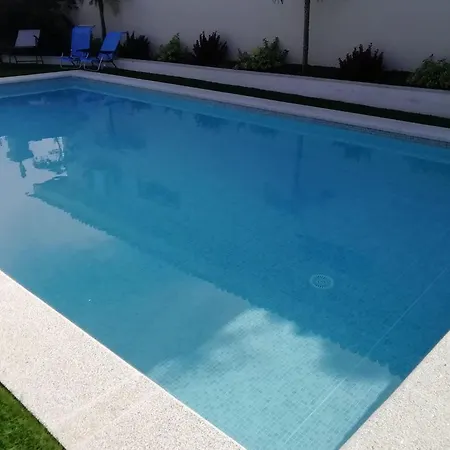 Piso Centro Y Piscina Privada A 2km كامبادوس